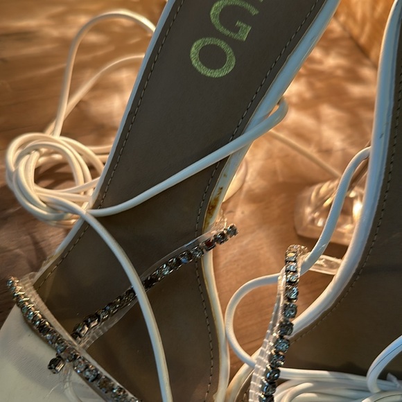 White bling ego tie up heels - Picture 7 of 11